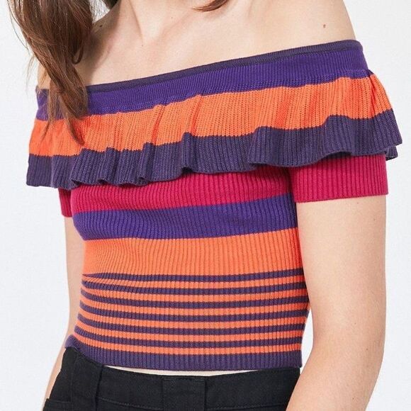 Kimchi Blue Riley Off-The-Shoulder Ruffle Top - Picture 2 of 3